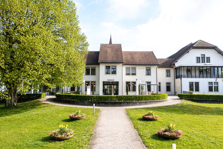 Pflegeheim Sennhof AG