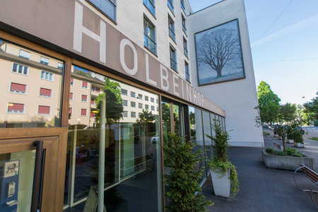 Holbeinhof
